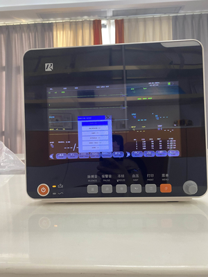 مراقبة المرضى متعددة المعايير مع ECG Resp SpO2 Nibp Temp و موقف متحرك OEM متاح