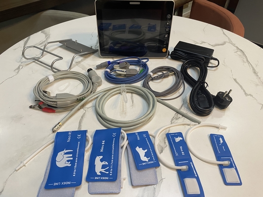 جهاز مراقبة المريض متعدد المعايير المحمول ECG ICU معدات المستشفيات اختيارية ETCO2 نسخة الحيوانات