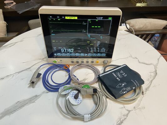 ECG 12.1 بوصة شاشة 6 متعدد المعلمات مراقبة المرضى المستشفى استخدام المنزل ISO13485 معتمد الطبقة الثانية المعدات الطبية ICU